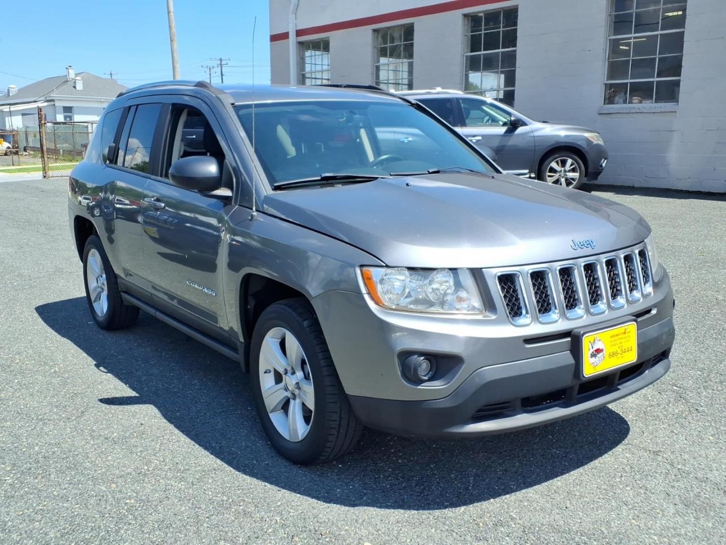 2012 Gray Jeep Compass Latitude (1C4NJDEB8CD) with an 2.4L 4 Cylinder Sequential-Port F.I. engine, Automatic transmission, located at 50 Eastern Blvd., Essex, MD, 21221, (410) 686-3444, 39.304367, -76.484947- Photo#5
