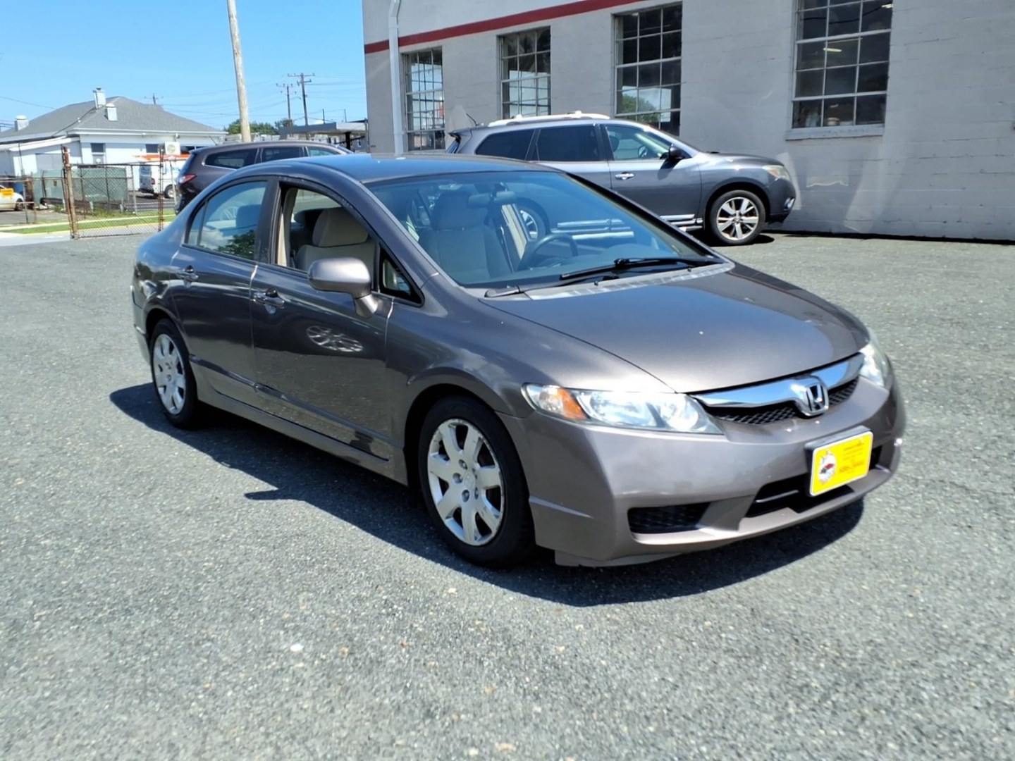 2009 Polished Metal Metallic Honda Civic LX (1HGFA16529L) with an 1.8L 4 Cylinder Fuel Injected engine, Automatic transmission, located at 50 Eastern Blvd., Essex, MD, 21221, (410) 686-3444, 39.304367, -76.484947- Photo#5