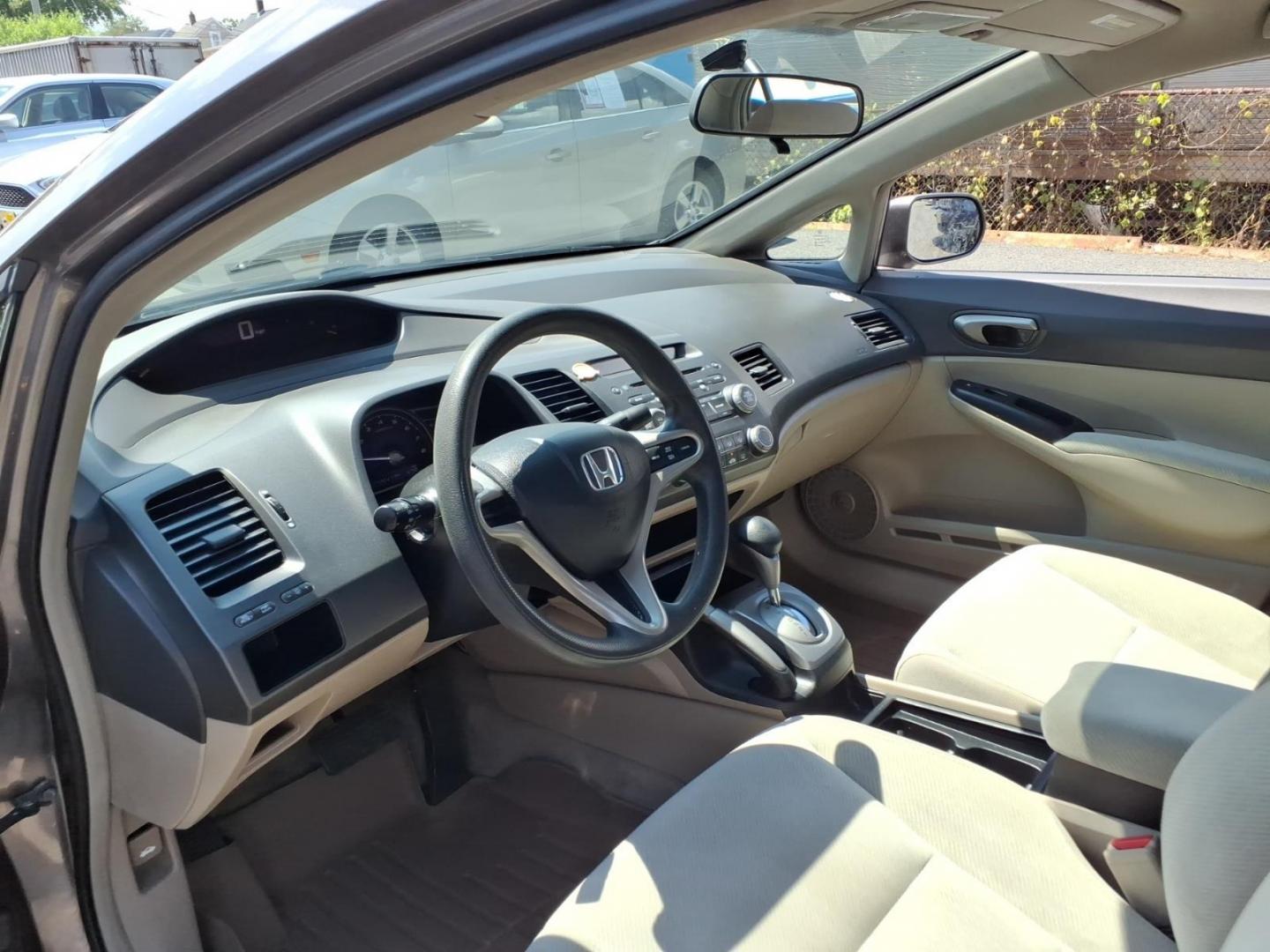 2009 Polished Metal Metallic Honda Civic LX (1HGFA16529L) with an 1.8L 4 Cylinder Fuel Injected engine, Automatic transmission, located at 50 Eastern Blvd., Essex, MD, 21221, (410) 686-3444, 39.304367, -76.484947- Photo#7
