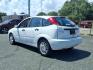 2007 Cloud 9 White Clearcoat Yz Ford Focus ZX5 SE (1FAHP37N27W) with an 2.0L 2.0L inline 4 double overhead camshaft 16V Fuel Injected engine, Automatic transmission, located at 50 Eastern Blvd., Essex, MD, 21221, (410) 686-3444, 39.304367, -76.484947- Photo#1