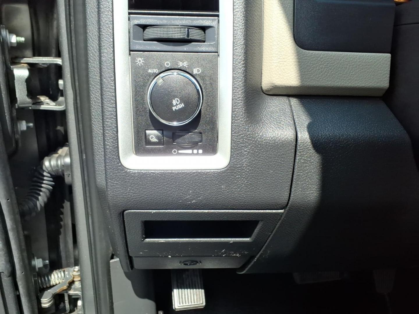 2011 Gray RAM 1500 (1D7RV1GT4BS) with an 5.7L 8 Cylinder Sequential-Port F.I. engine, V8AT transmission, located at 50 Eastern Blvd., Essex, MD, 21221, (410) 686-3444, 39.304367, -76.484947- Photo#18