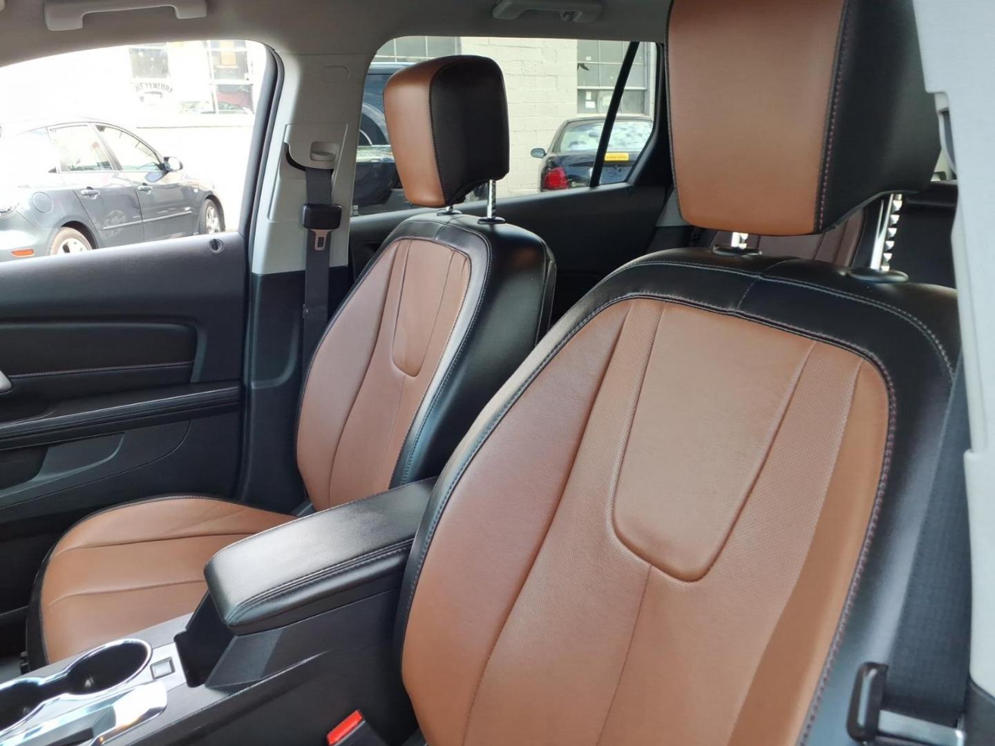 2016 Dark Sapphire Blue Metallic GMC Terrain SLT (2GKFLUEK6G6) with an 2.4L 4 Cylinder Fuel Injected engine, ATAWD transmission, located at 50 Eastern Blvd., Essex, MD, 21221, (410) 686-3444, 39.304367, -76.484947- Photo#8