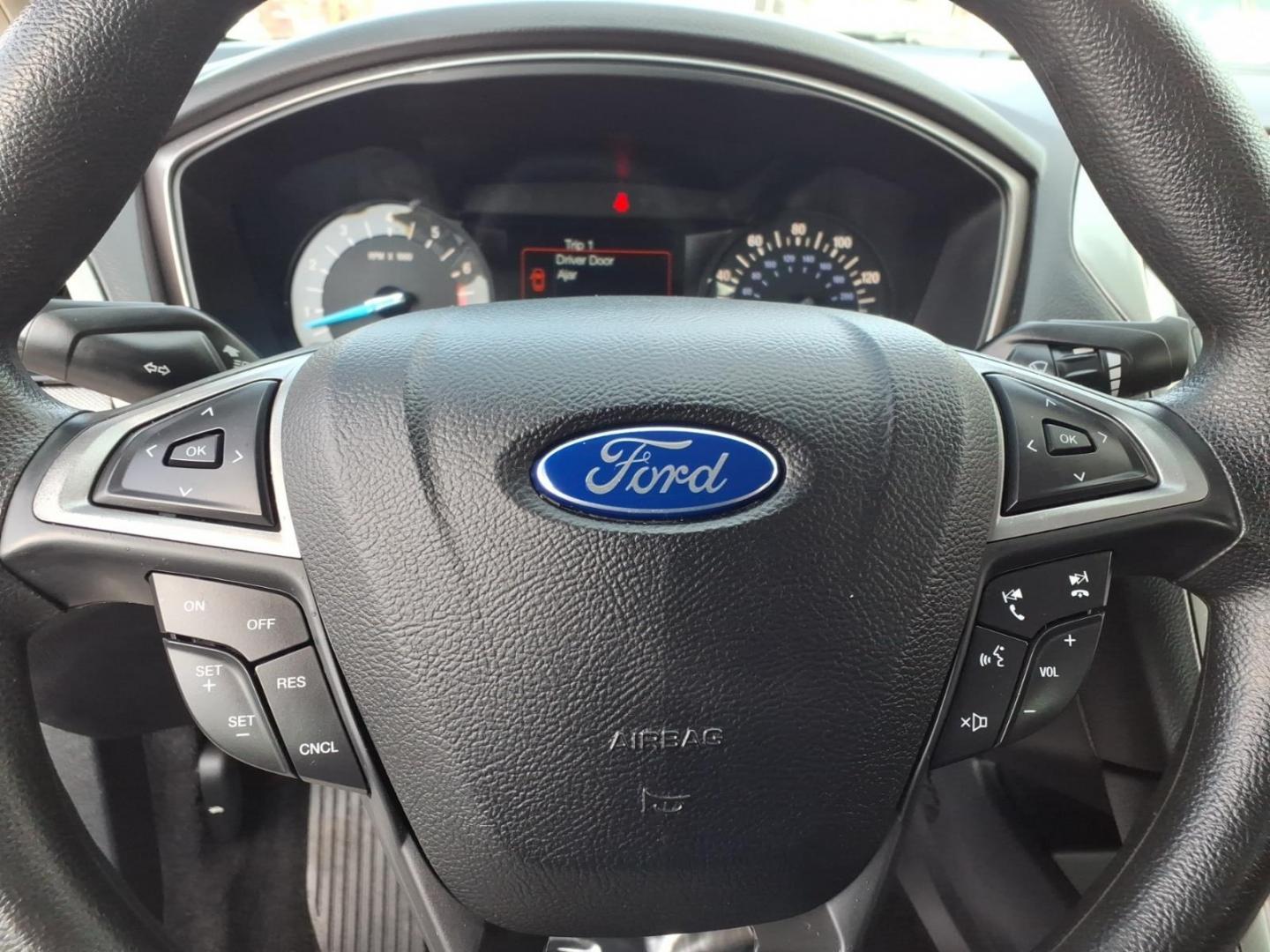 2017 Ingot Silver Ford Fusion SE (3FA6P0H72HR) with an 2.5L 4 Cylinder Sequential-Port F.I. engine, Automatic transmission, located at 50 Eastern Blvd., Essex, MD, 21221, (410) 686-3444, 39.304367, -76.484947- Photo#19
