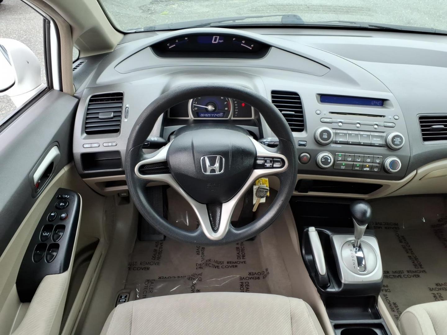 2010 White Honda Civic LX (2HGFA1F50AH) with an 1.8L 4 Cylinder Fuel Injected engine, Automatic transmission, located at 50 Eastern Blvd., Essex, MD, 21221, (410) 686-3444, 39.304367, -76.484947- Photo#16