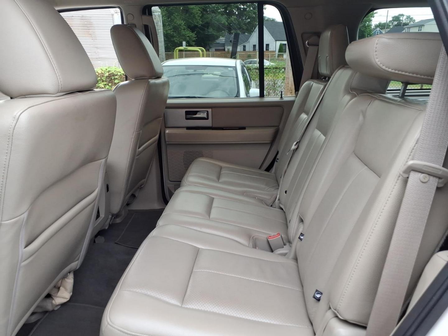 2010 White Ford Expedition Limited (1FMJU1K58AE) with an 5.4L 8 Cylinder Sequential-Port F.I. engine, V8AT transmission, located at 50 Eastern Blvd., Essex, MD, 21221, (410) 686-3444, 39.304367, -76.484947- Photo#9