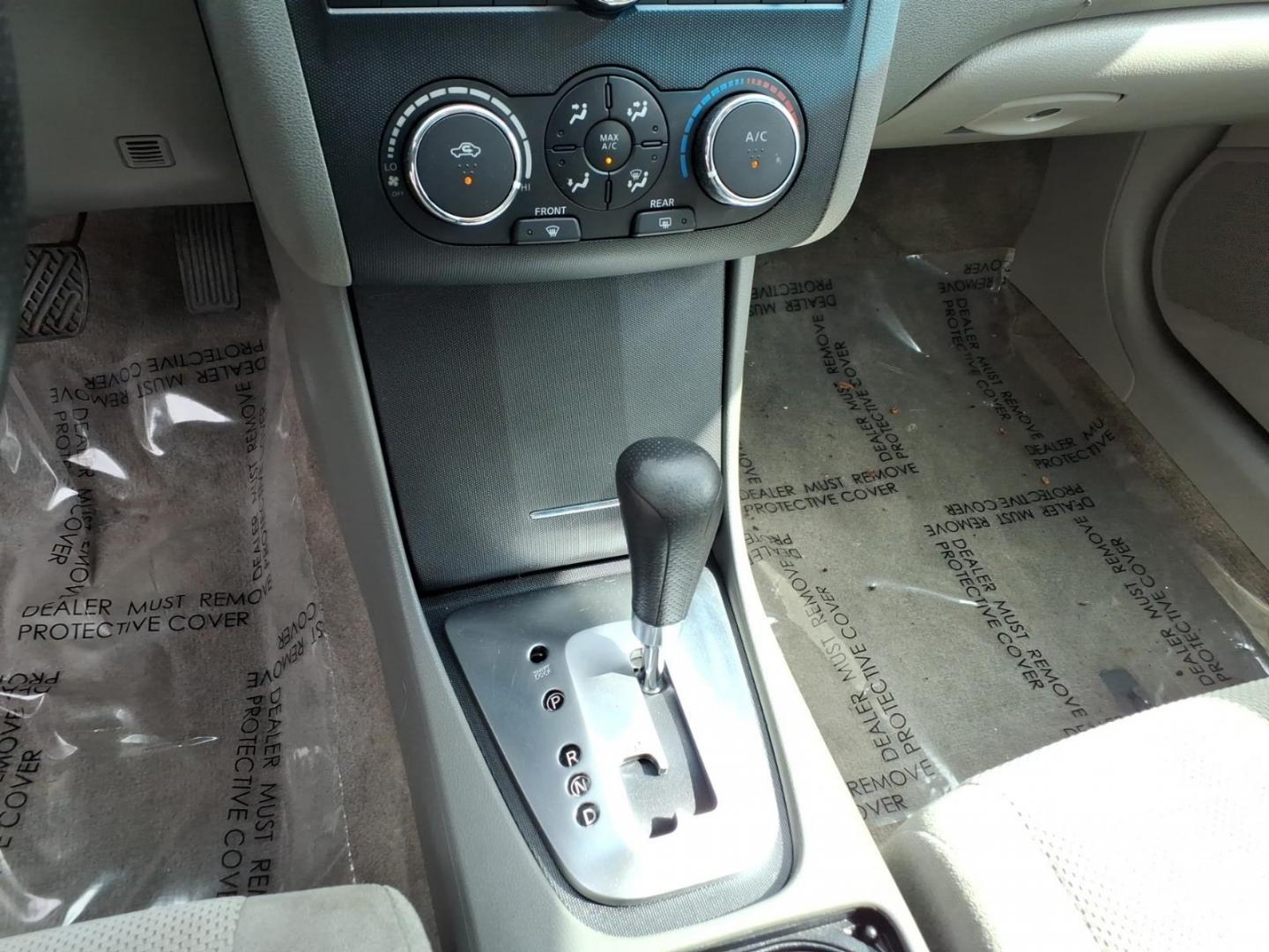 2009 Radiant Silver Nissan Altima 2.5 (1N4AL21E69C) with an 2.5L 2.5L I4 175hp 180ft. lbs. Sequential Fuel Injection engine, CVT transmission, located at 50 Eastern Blvd., Essex, MD, 21221, (410) 686-3444, 39.304367, -76.484947- Photo#17