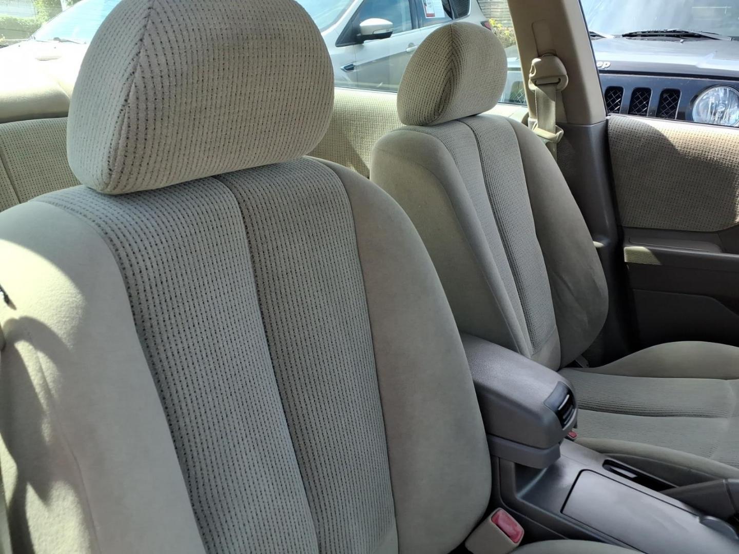 2002 Velvet Beige Nissan Altima 2.5 S (1N4AL11E02C) with an 2.5L 2L NA I4 double overhead cam (DOHC) 16V Fuel Injected engine, Automatic transmission, located at 50 Eastern Blvd., Essex, MD, 21221, (410) 686-3444, 39.304367, -76.484947- Photo#16