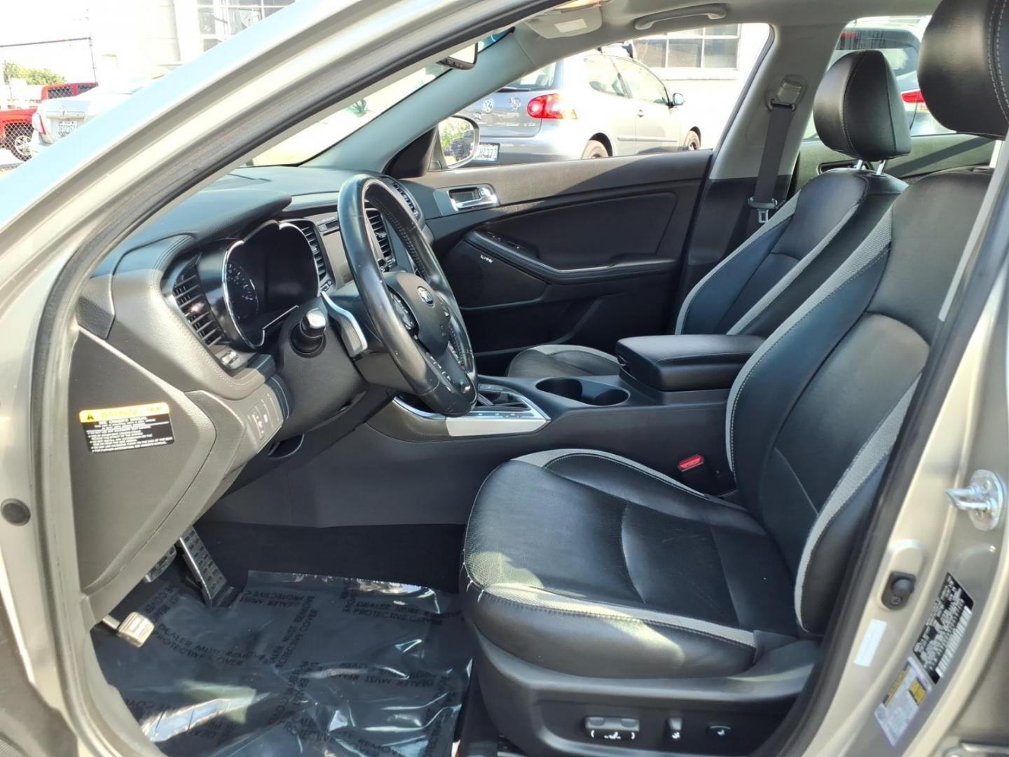 2013 Bright Silver Kia Optima SX (5XXGR4A62DG) with an 2.0L 2.0L Turbo I4 274hp 269ft. lbs. Turbocharged engine, 6-Speed Automatic Sportmatic transmission, located at 50 Eastern Blvd., Essex, MD, 21221, (410) 686-3444, 39.304367, -76.484947- Photo#7