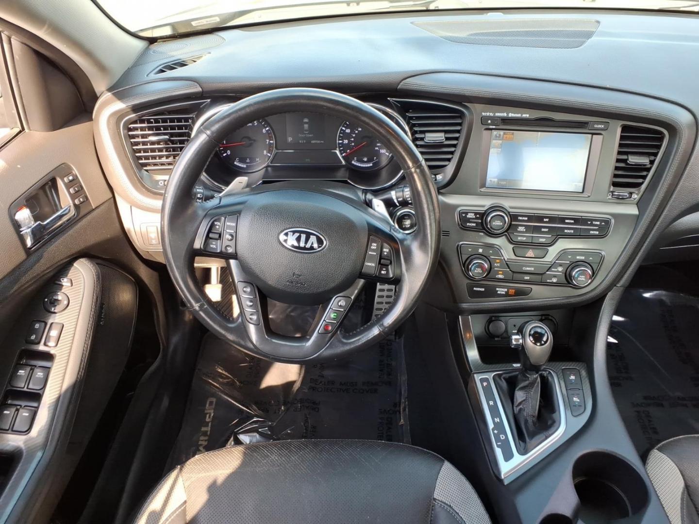 2013 Bright Silver Kia Optima SX (5XXGR4A62DG) with an 2.0L 2.0L Turbo I4 274hp 269ft. lbs. Turbocharged engine, 6-Speed Automatic Sportmatic transmission, located at 50 Eastern Blvd., Essex, MD, 21221, (410) 686-3444, 39.304367, -76.484947- Photo#13