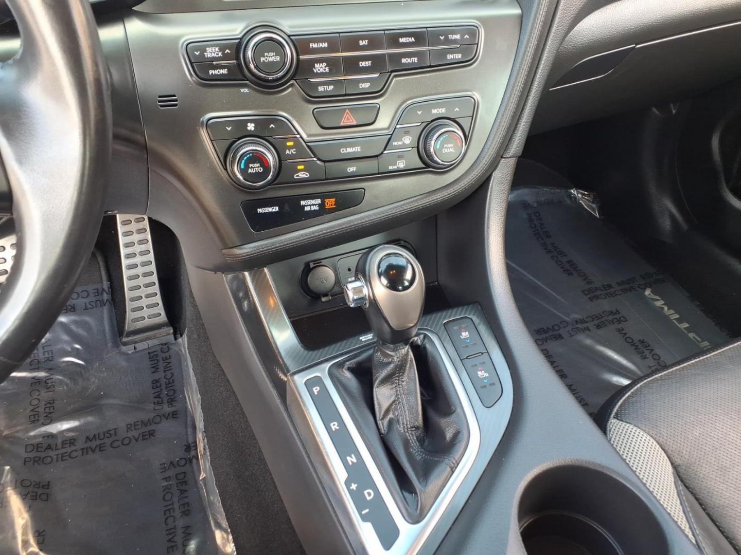 2013 Bright Silver Kia Optima SX (5XXGR4A62DG) with an 2.0L 2.0L Turbo I4 274hp 269ft. lbs. Turbocharged engine, 6-Speed Automatic Sportmatic transmission, located at 50 Eastern Blvd., Essex, MD, 21221, (410) 686-3444, 39.304367, -76.484947- Photo#20