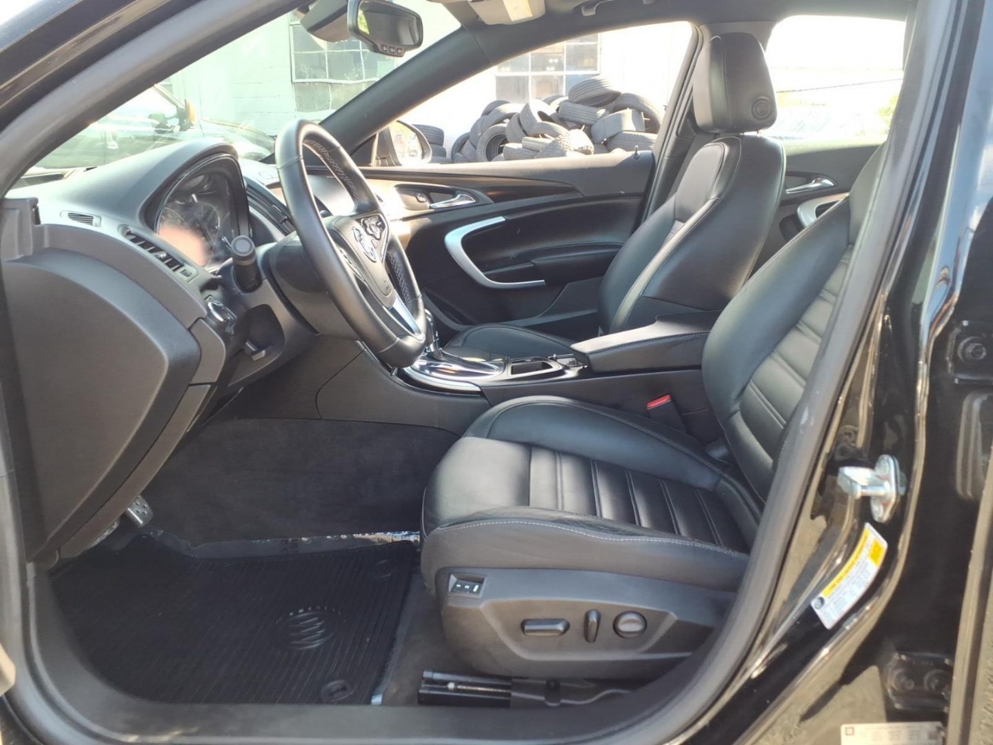 2016 B;ack Buick Regal GS (2G4GV5GX0G9) with an 2.0L 4 Cylinder Turbocharged engine, ATAWD transmission, located at 50 Eastern Blvd., Essex, MD, 21221, (410) 686-3444, 39.304367, -76.484947- Photo#7