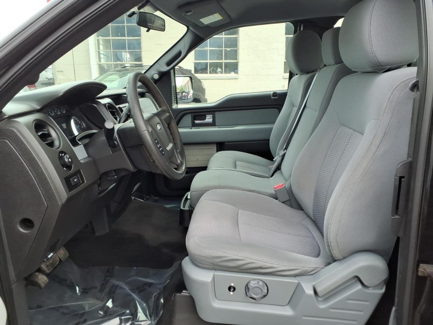 2013 Black Ford F-150 STX (1FTFX1EF6DF) with an 5.0L 8 Cylinder Sequential-Port F.I. engine, AT4X4 transmission, located at 50 Eastern Blvd., Essex, MD, 21221, (410) 686-3444, 39.304367, -76.484947- Photo#7