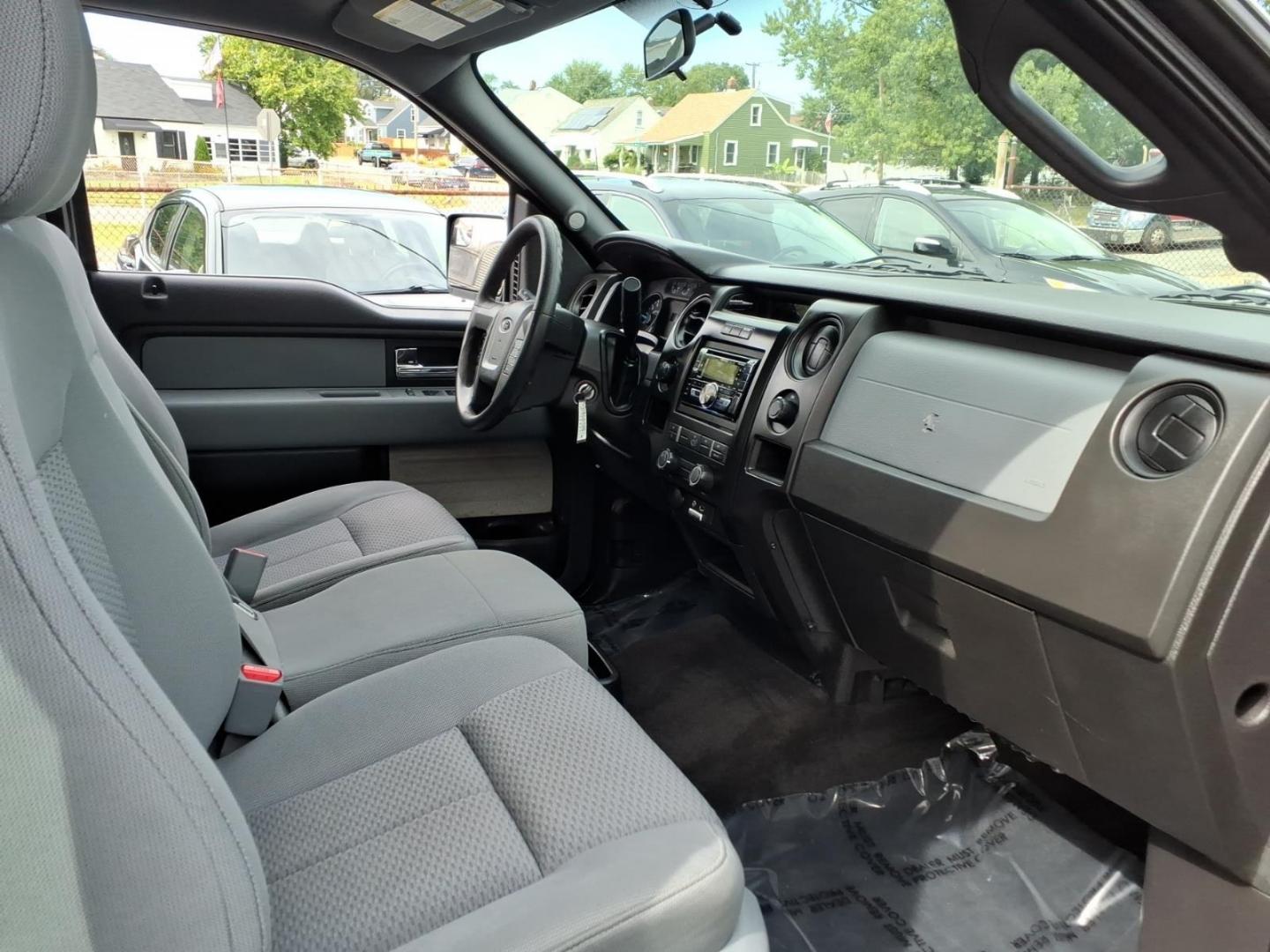 2013 Black Ford F-150 STX (1FTFX1EF6DF) with an 5.0L 8 Cylinder Sequential-Port F.I. engine, AT4X4 transmission, located at 50 Eastern Blvd., Essex, MD, 21221, (410) 686-3444, 39.304367, -76.484947- Photo#13