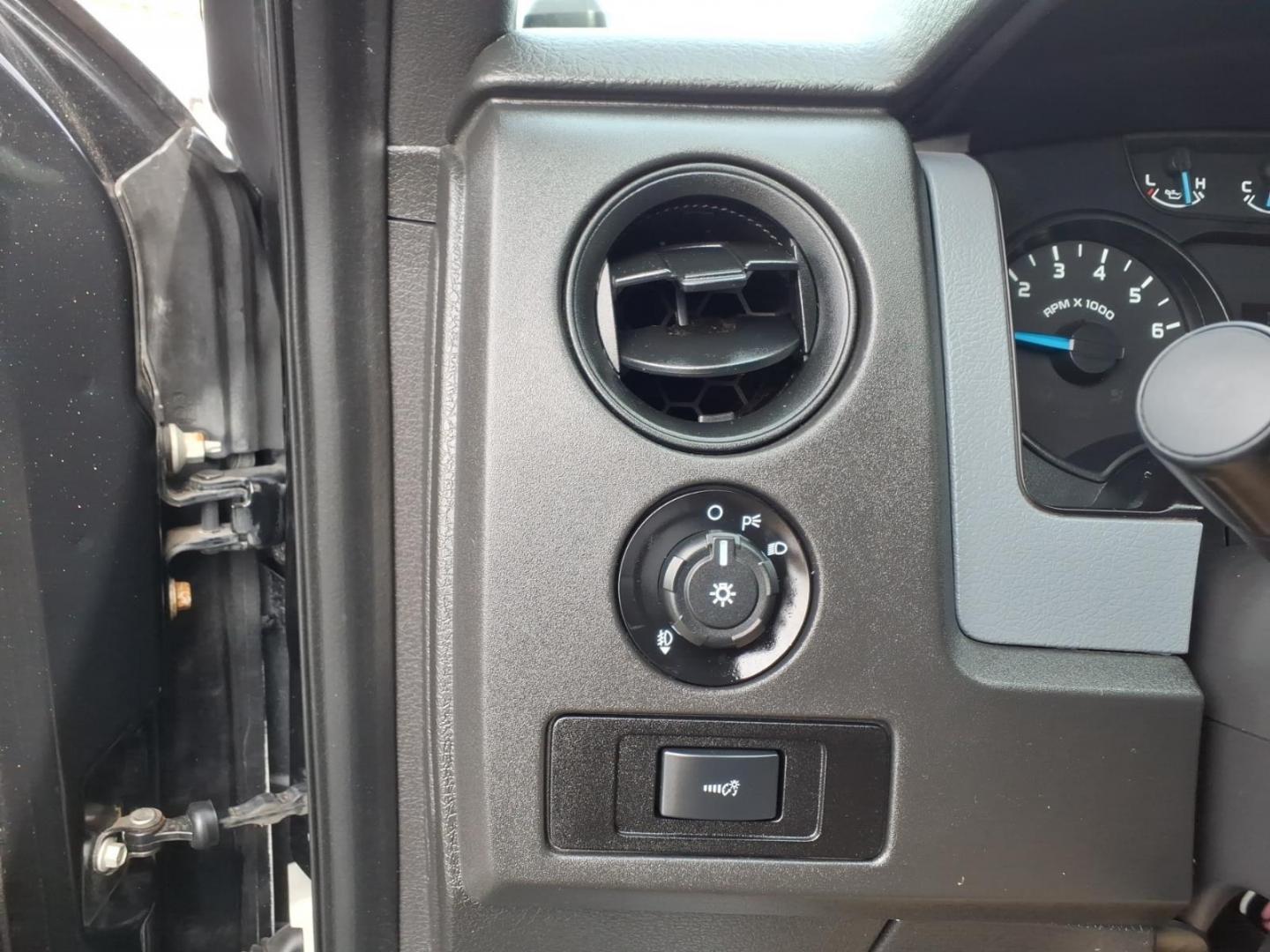 2013 Black Ford F-150 STX (1FTFX1EF6DF) with an 5.0L 8 Cylinder Sequential-Port F.I. engine, AT4X4 transmission, located at 50 Eastern Blvd., Essex, MD, 21221, (410) 686-3444, 39.304367, -76.484947- Photo#16