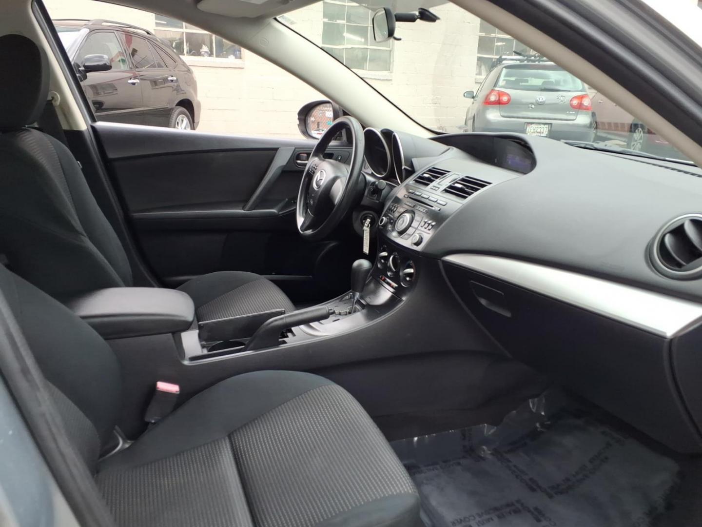 2013 Liquid Silver Metallic Mazda Mazda3 i SV (JM1BL1TF1D1) with an 2.0L 4 Cylinder Fuel Injected engine, Automatic transmission, located at 50 Eastern Blvd., Essex, MD, 21221, (410) 686-3444, 39.304367, -76.484947- Photo#12