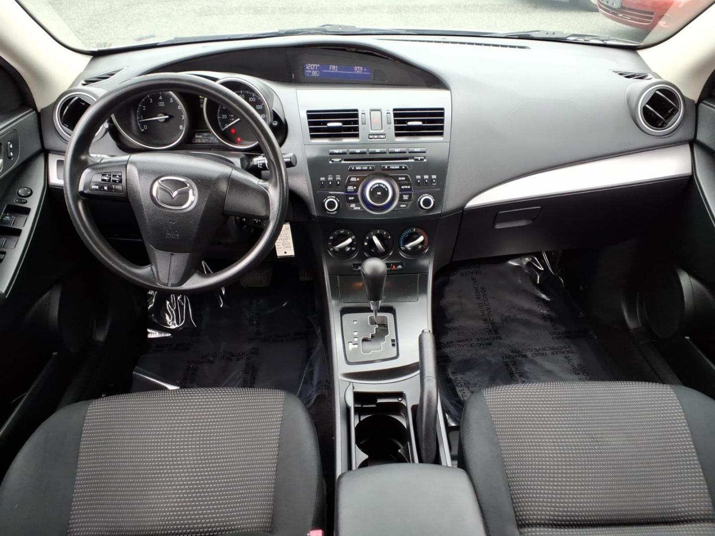 2013 Liquid Silver Metallic Mazda Mazda3 i SV (JM1BL1TF1D1) with an 2.0L 4 Cylinder Fuel Injected engine, Automatic transmission, located at 50 Eastern Blvd., Essex, MD, 21221, (410) 686-3444, 39.304367, -76.484947- Photo#15