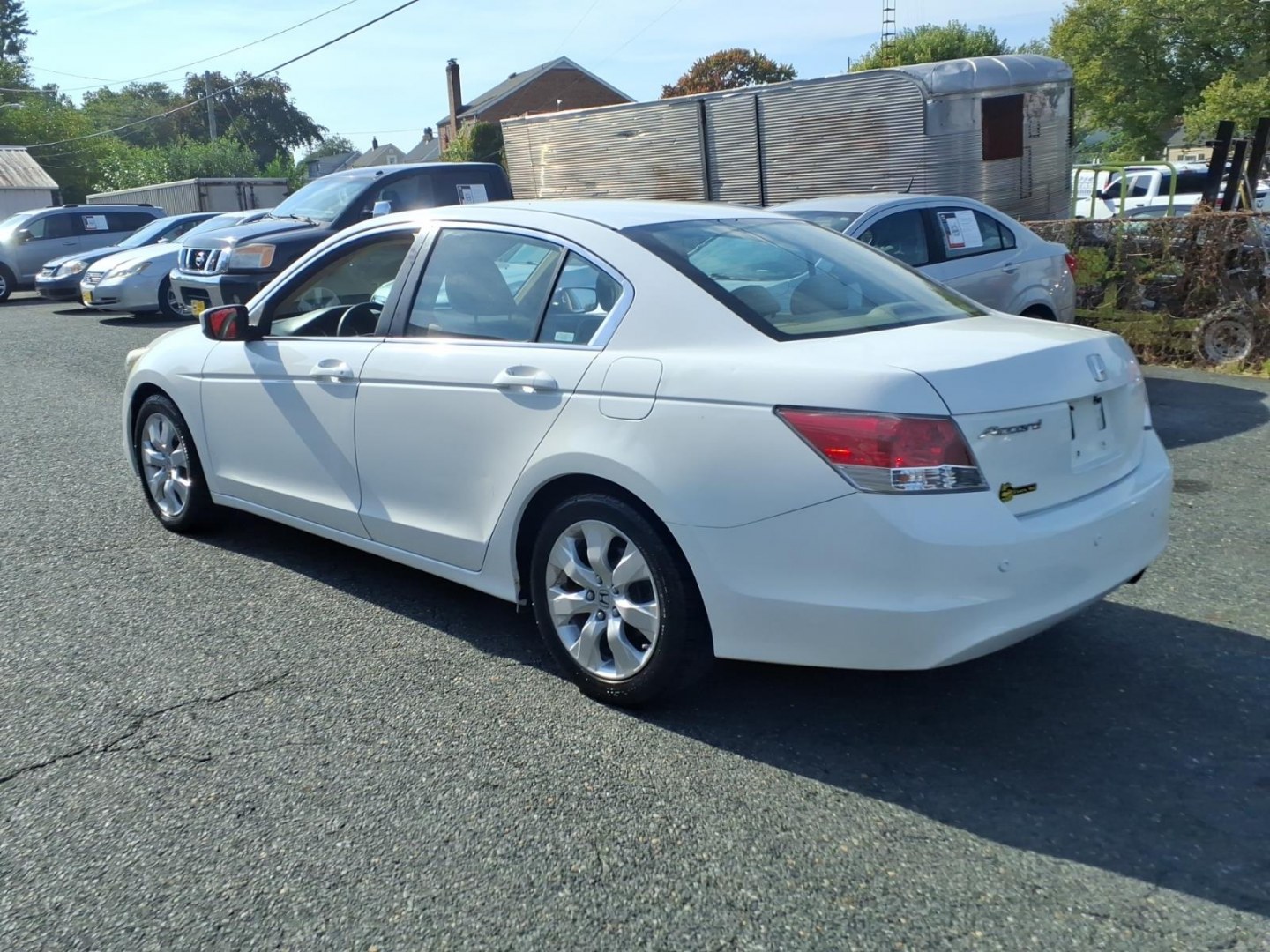 2008 White Honda Accord EX (1HGCP26778A) with an 2.4L 4 Cylinder Sequential-Port F.I. engine, Automatic transmission, located at 50 Eastern Blvd., Essex, MD, 21221, (410) 686-3444, 39.304367, -76.484947- Photo#2