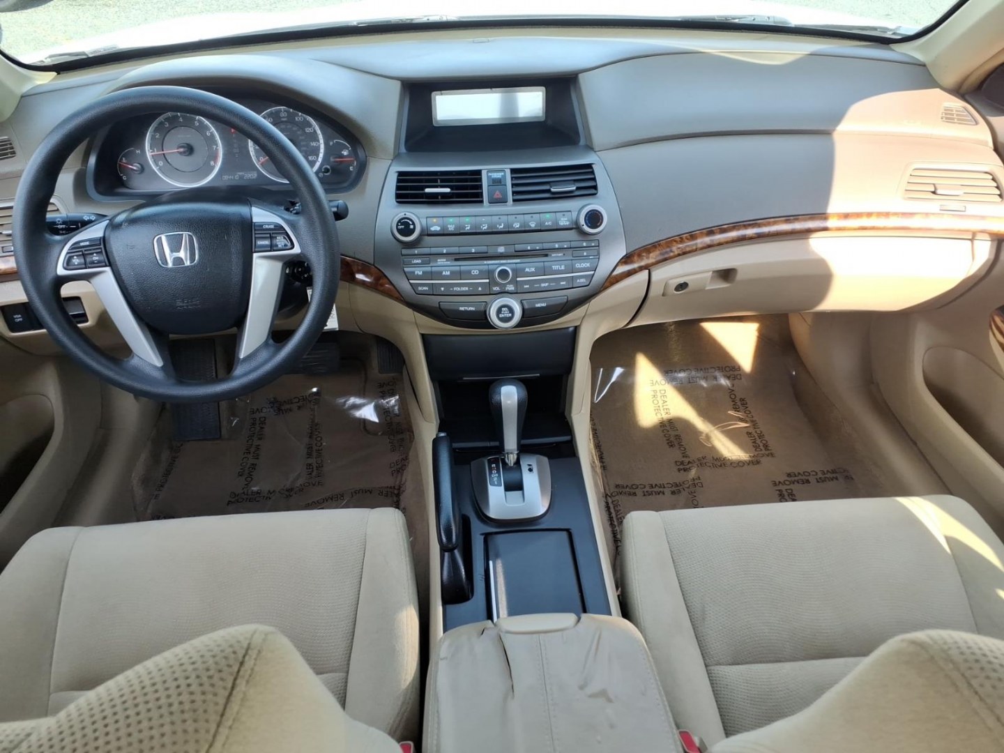 2008 White Honda Accord EX (1HGCP26778A) with an 2.4L 4 Cylinder Sequential-Port F.I. engine, Automatic transmission, located at 50 Eastern Blvd., Essex, MD, 21221, (410) 686-3444, 39.304367, -76.484947- Photo#12