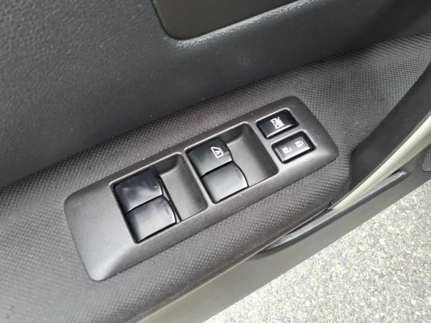 2015 Black Amethyst Nissan Rogue Select S (JN8AS5MV6FW) with an 2.5L 4 Cylinder Sequential-Port F.I. engine, Automatic transmission, located at 50 Eastern Blvd., Essex, MD, 21221, (410) 686-3444, 39.304367, -76.484947- Photo#10