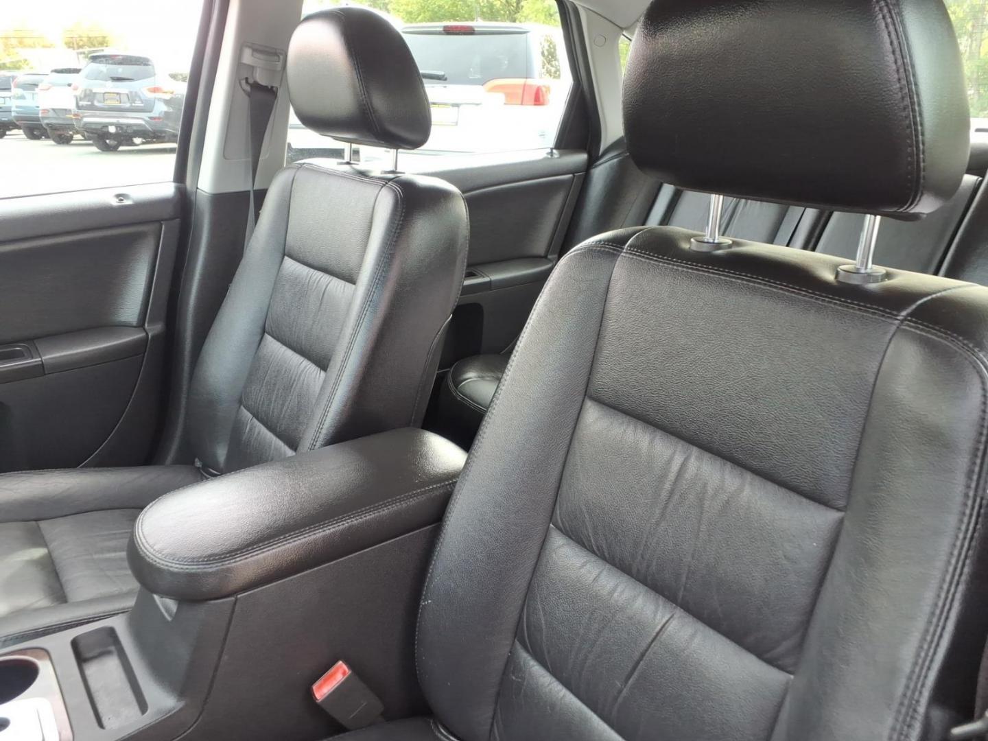 2007 Black Ford Five Hundred Limited (1FAHP28137G) with an 3.0L 6 Cylinder Fuel Injected engine, Automatic transmission, located at 50 Eastern Blvd., Essex, MD, 21221, (410) 686-3444, 39.304367, -76.484947- Photo#9