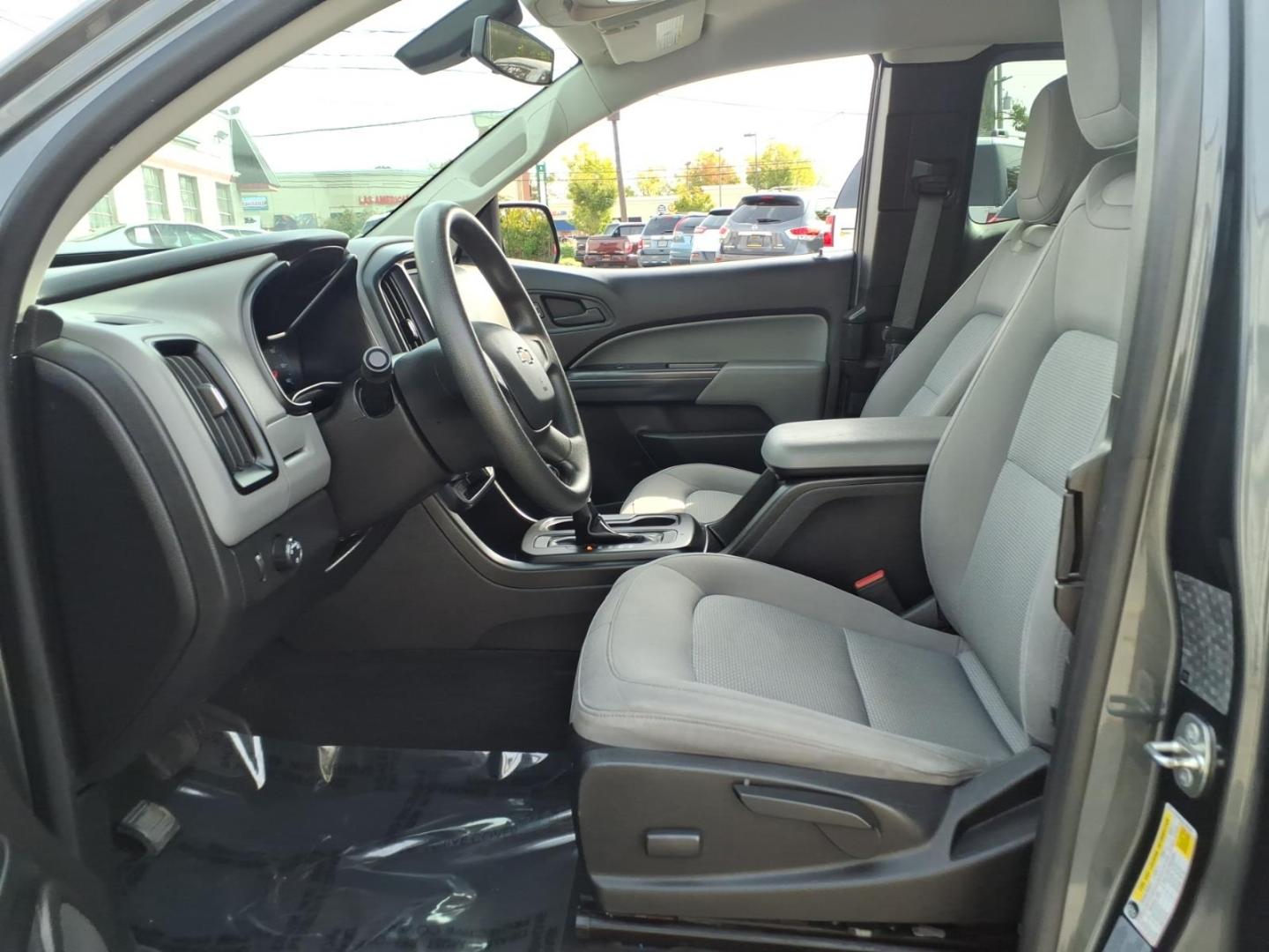 2016 Grey Chevrolet Colorado Work Truck (1GCHSBE36G1) with an 3.6L 6 Cylinder Fuel Injected engine, Automatic transmission, located at 50 Eastern Blvd., Essex, MD, 21221, (410) 686-3444, 39.304367, -76.484947- Photo#7