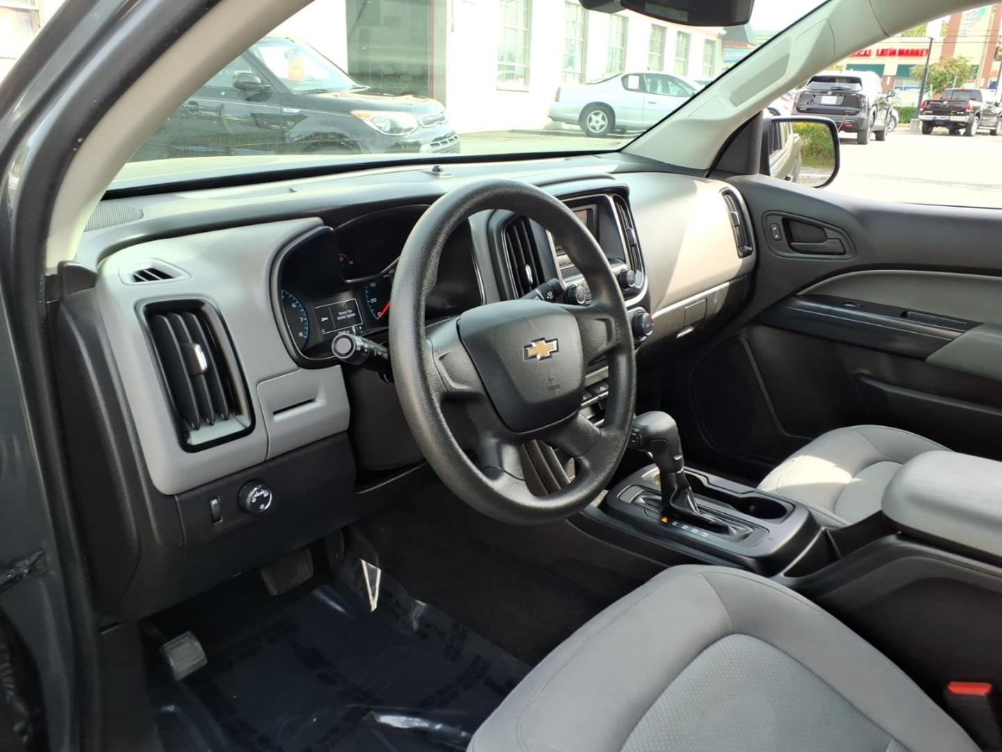 2016 Grey Chevrolet Colorado Work Truck (1GCHSBE36G1) with an 3.6L 6 Cylinder Fuel Injected engine, Automatic transmission, located at 50 Eastern Blvd., Essex, MD, 21221, (410) 686-3444, 39.304367, -76.484947- Photo#8