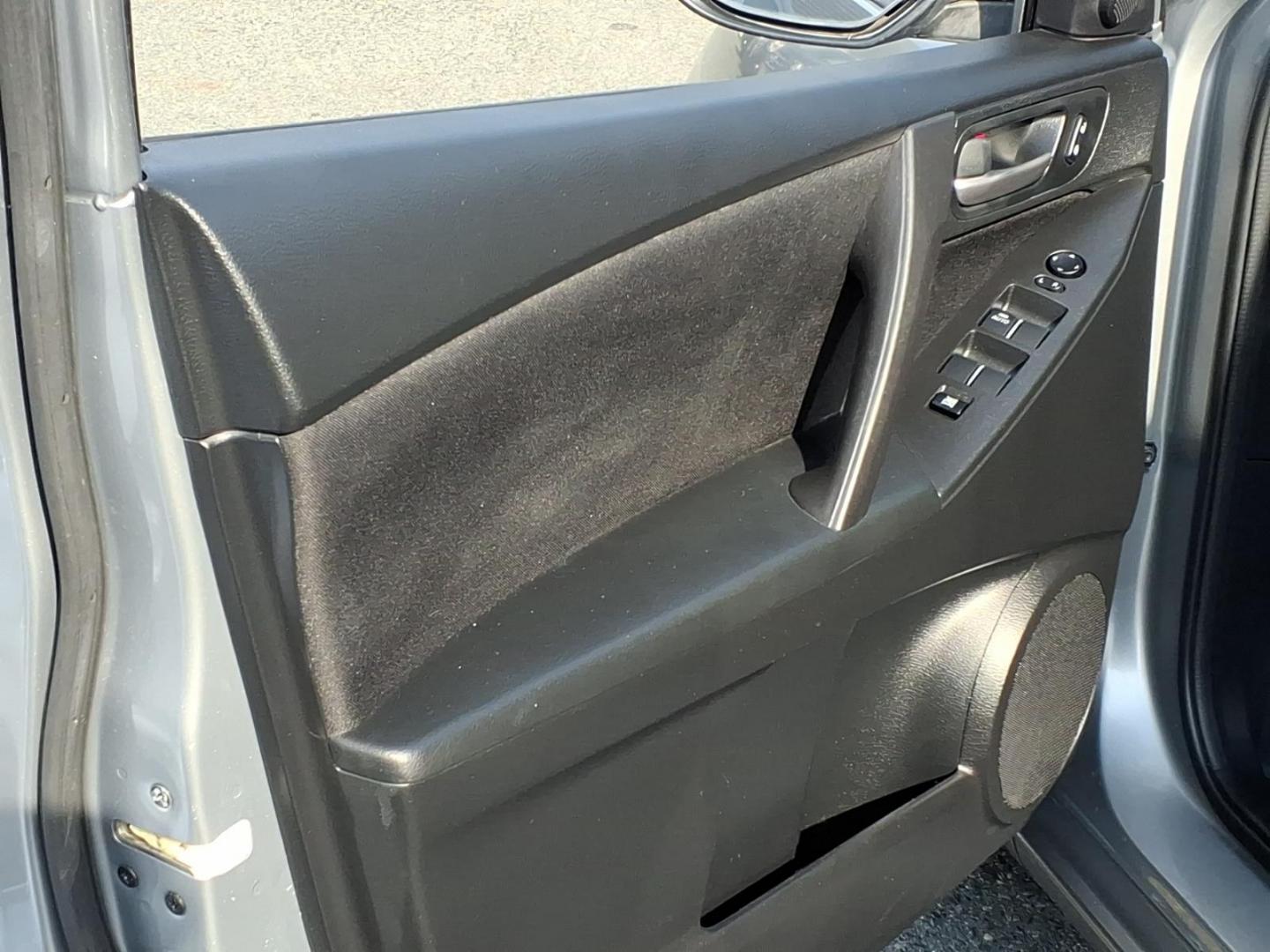 2012 Grey Mazda Mazda3 i Touring (JM1BL1VG3C1) with an 2.0L 4 Cylinder Sequential-Port F.I. engine, Automatic transmission, located at 50 Eastern Blvd., Essex, MD, 21221, (410) 686-3444, 39.304367, -76.484947- Photo#10