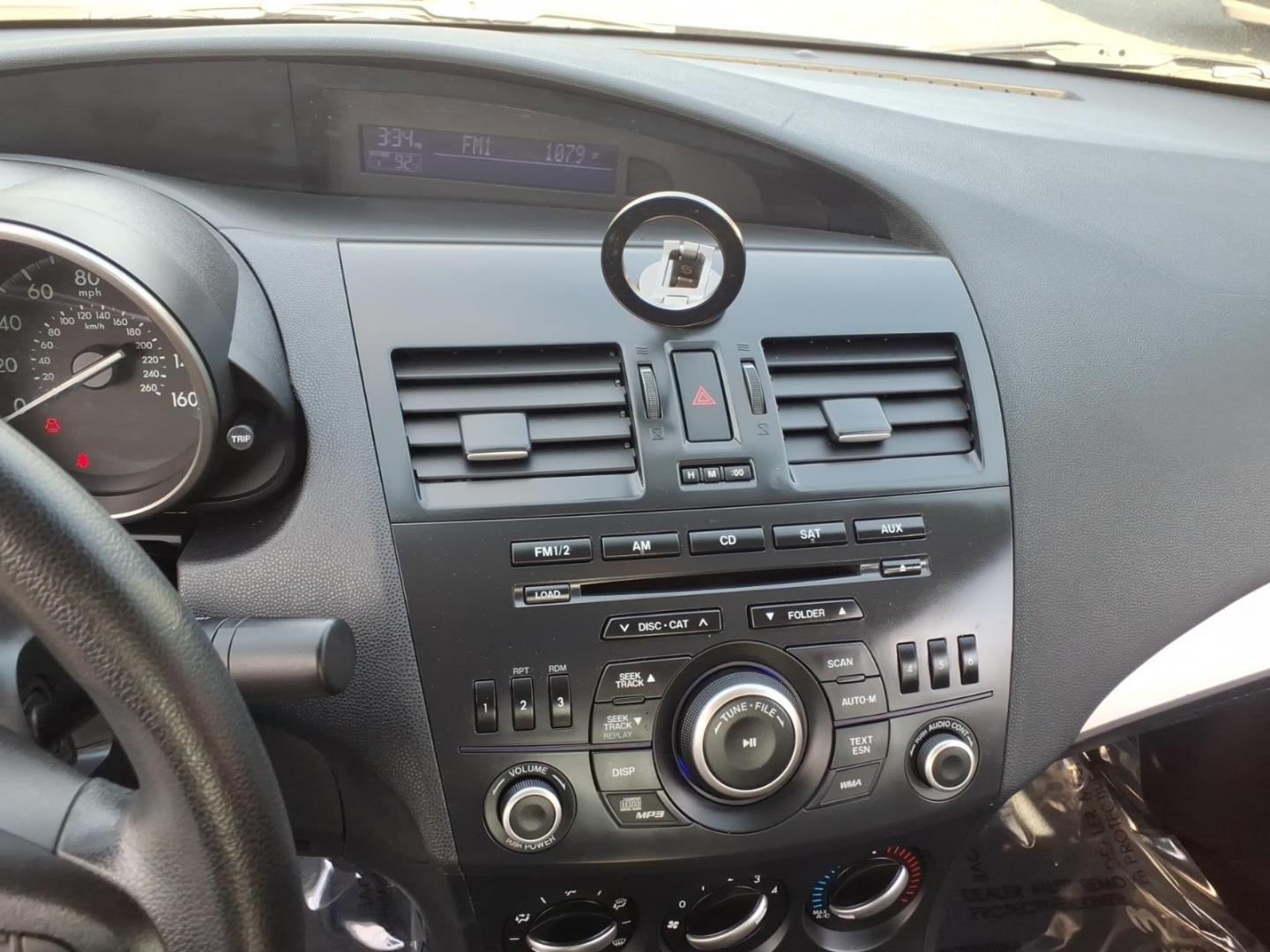 2012 Grey Mazda Mazda3 i Touring (JM1BL1VG3C1) with an 2.0L 4 Cylinder Sequential-Port F.I. engine, Automatic transmission, located at 50 Eastern Blvd., Essex, MD, 21221, (410) 686-3444, 39.304367, -76.484947- Photo#18